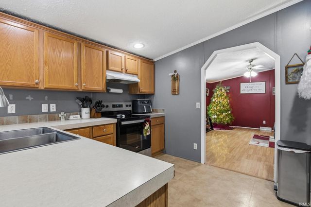 9205 S Harrodsburg Road, Bloomington, IN 47403