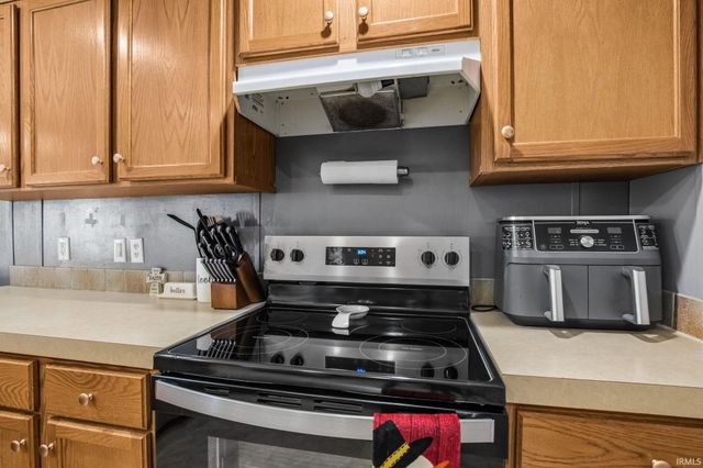 9205 S Harrodsburg Road, Bloomington, IN 47403