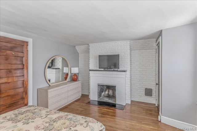 343 Nassau Boulevard, New Hyde Park, NY 11040