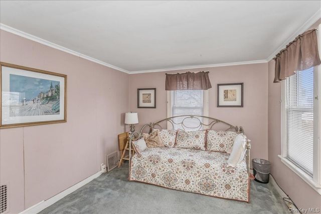 343 Nassau Boulevard, New Hyde Park, NY 11040