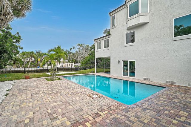 4831 PRIMROSE PATH, Sarasota, FL 34242