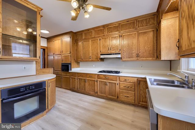 720 1ST ST, Lancaster, PA 17603