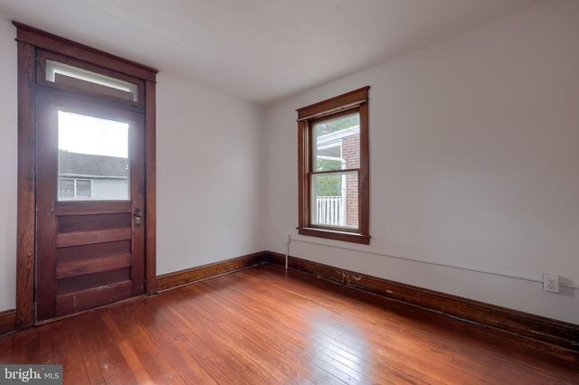 720 1ST ST, Lancaster, PA 17603