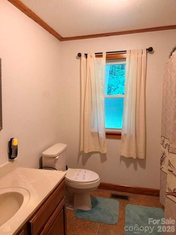 196 Austin Drive, Marion, NC 28752