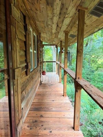 196 Austin Drive, Marion, NC 28752