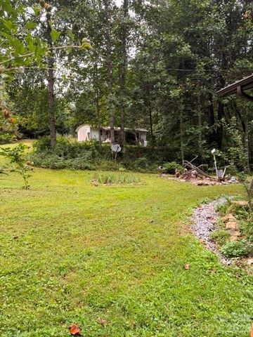 196 Austin Drive, Marion, NC 28752