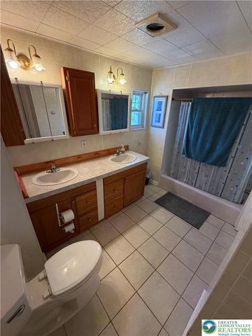 823 South 24th Street, Easton, PA 18042