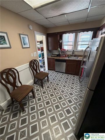823 South 24th Street, Easton, PA 18042