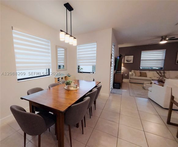 11014 W 35th Ln, Hialeah, FL 33018