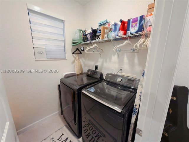 11014 W 35th Ln, Hialeah, FL 33018