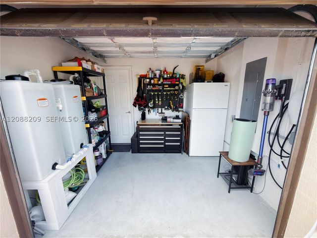 11014 W 35th Ln, Hialeah, FL 33018