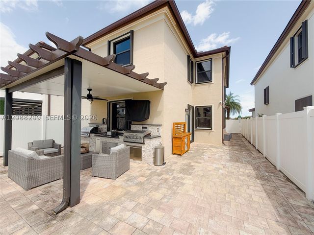 11014 W 35th Ln, Hialeah, FL 33018
