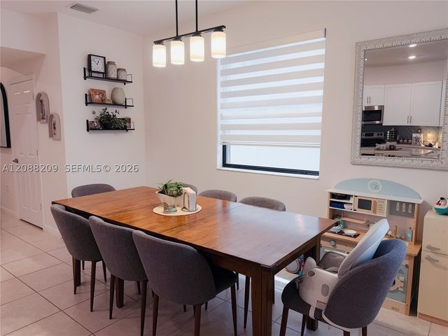 11014 W 35th Ln, Hialeah, FL 33018