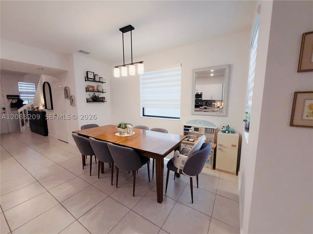 11014 W 35th Ln, Hialeah, FL 33018