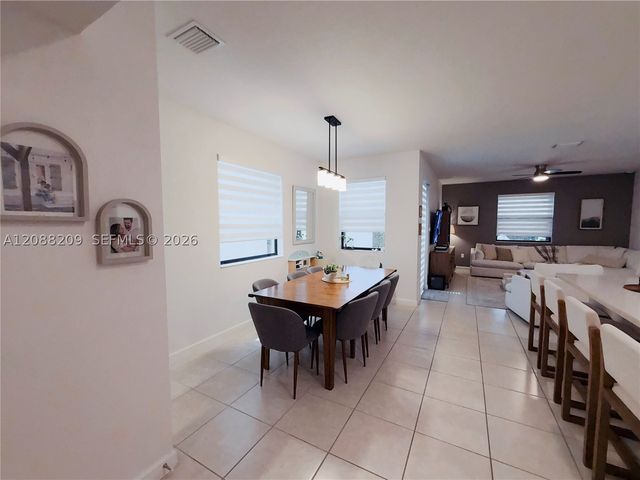 11014 W 35th Ln, Hialeah, FL 33018