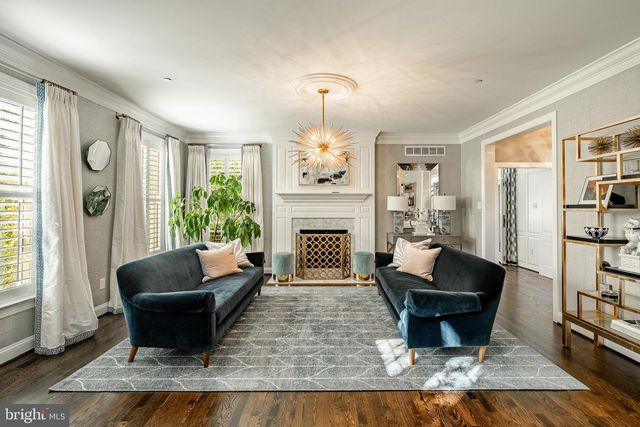 1053 WHITEGATE RD, Wayne, PA 19087