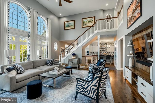 1053 WHITEGATE RD, Wayne, PA 19087