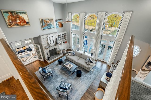 1053 WHITEGATE RD, Wayne, PA 19087