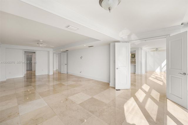 600 Grapetree Drive 11DN, Key Biscayne, FL 33149