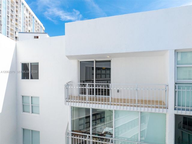 600 Grapetree Drive 11DN, Key Biscayne, FL 33149