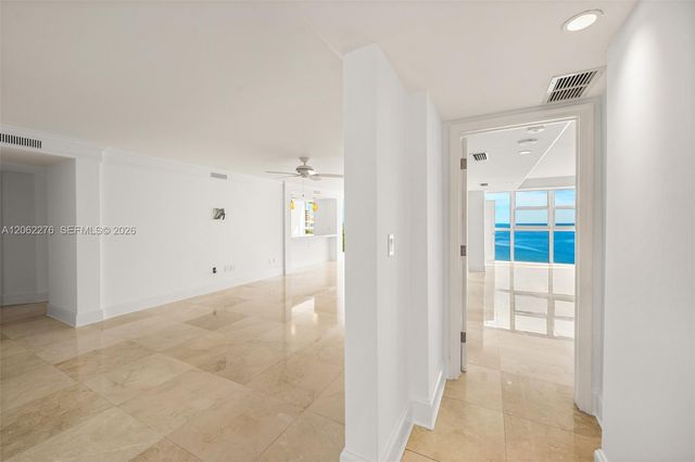 600 Grapetree Drive 11DN, Key Biscayne, FL 33149