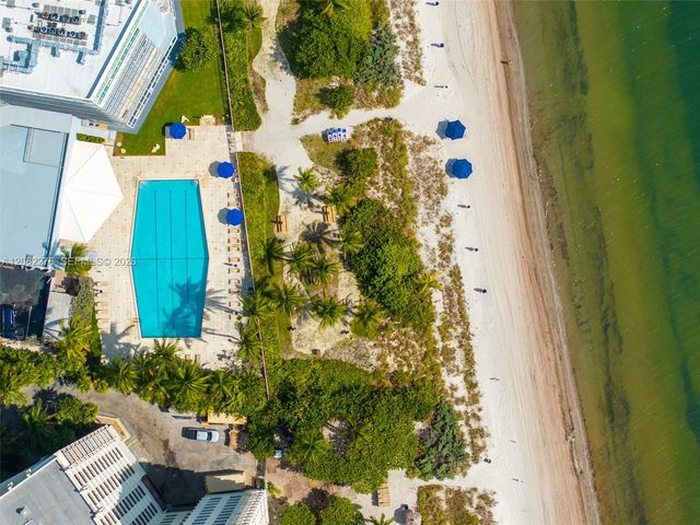 600 Grapetree Drive 11DN, Key Biscayne, FL 33149