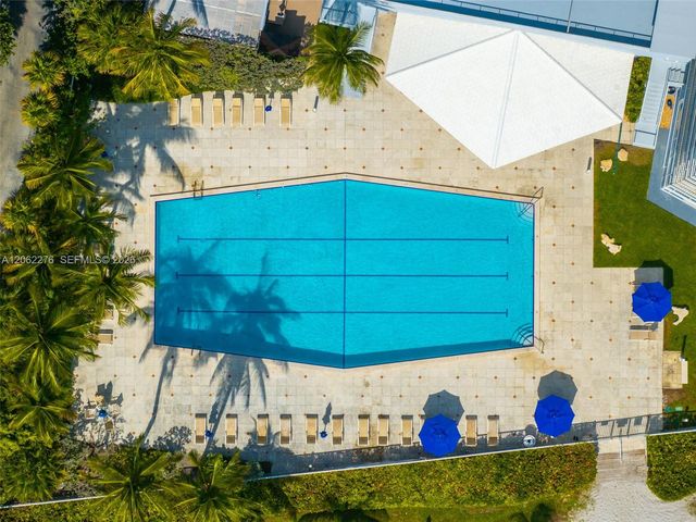 600 Grapetree Drive 11DN, Key Biscayne, FL 33149