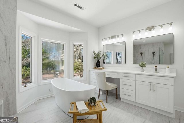 6525 Holland Drive, Cumming, GA 30041