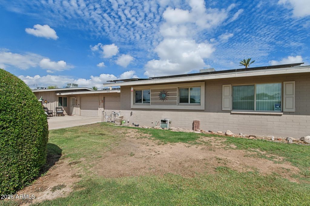 10842 W Abbott Avenue, Sun City, AZ 85351 — photo 2