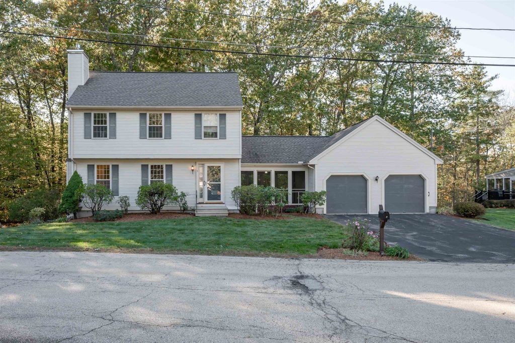 5 Stratham Green # 426, Nashua, NH 03063