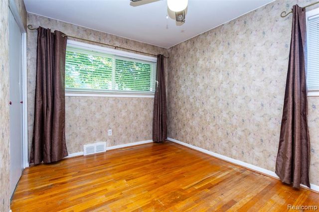 8771 Birkhill Drive, Sterling Heights, MI 48314