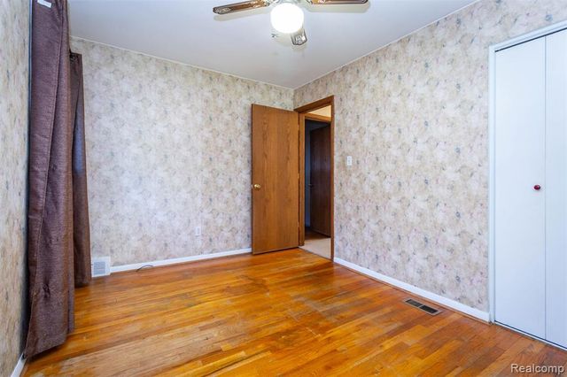 8771 Birkhill Drive, Sterling Heights, MI 48314