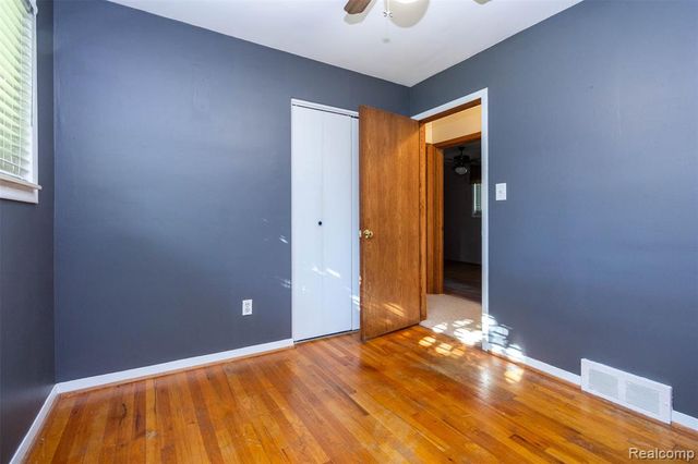 8771 Birkhill Drive, Sterling Heights, MI 48314