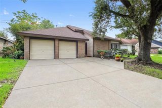 343 Richvale Lane, Houston, TX 77598