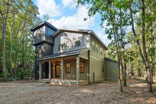 14290 Wildwood Lane, Harbert, MI 49115