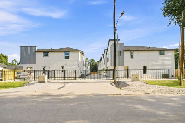 6065 Cebra Street, Houston, TX 77091
