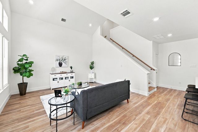 6065 Cebra Street, Houston, TX 77091