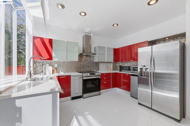 906 Vista Pointe Dr, San Ramon, CA 94582
