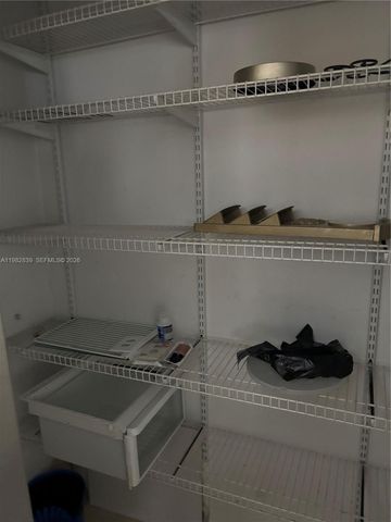 729 NE 2nd Ct, Hallandale Beach, FL 33009