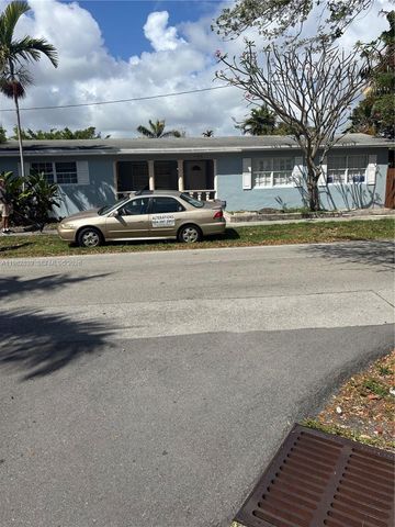 729 NE 2nd Ct, Hallandale Beach, FL 33009