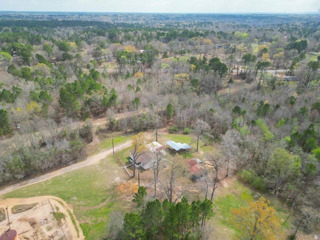 265 Vickie Ln, Gladewater, TX 75647