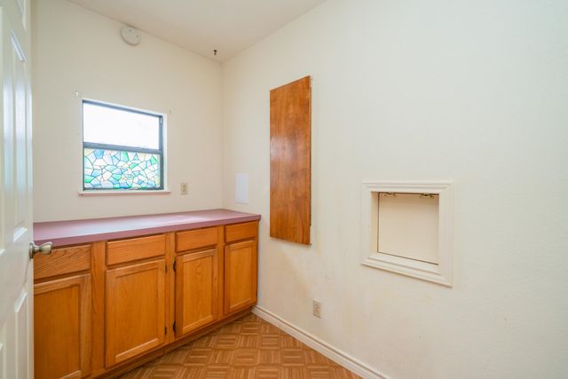 265 Vickie Ln, Gladewater, TX 75647