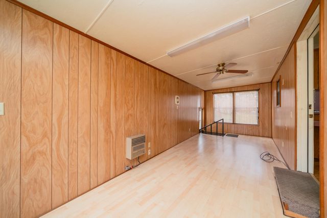 265 Vickie Ln, Gladewater, TX 75647