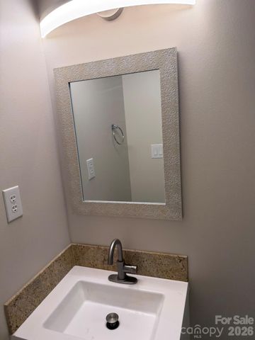 1405 Lakeview Drive, Pineville, NC 28134