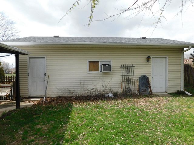 128 E Hazel Street, Monett, MO 65708
