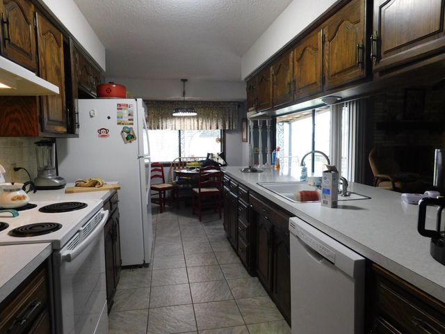 128 E Hazel Street, Monett, MO 65708