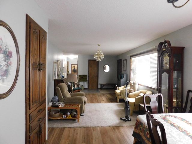 128 E Hazel Street, Monett, MO 65708