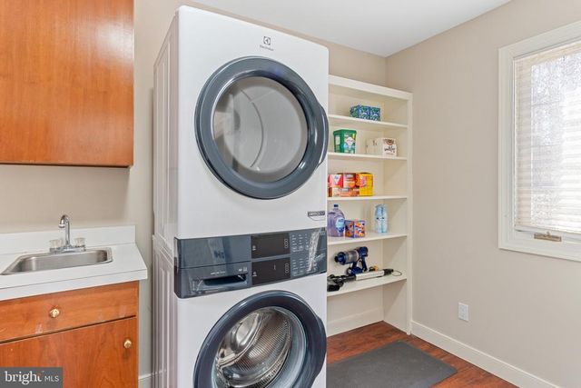 112 CONFEDERATE CIR, Locust Grove, VA 22508