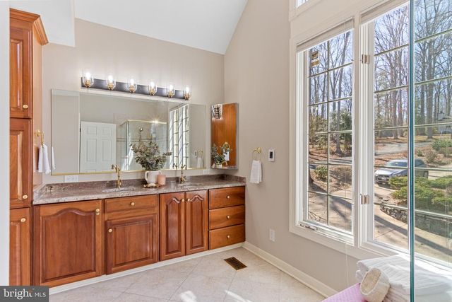 112 CONFEDERATE CIR, Locust Grove, VA 22508