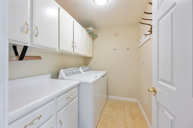 143 Creekside Village Ln, Sugar Tree, TN 38380
